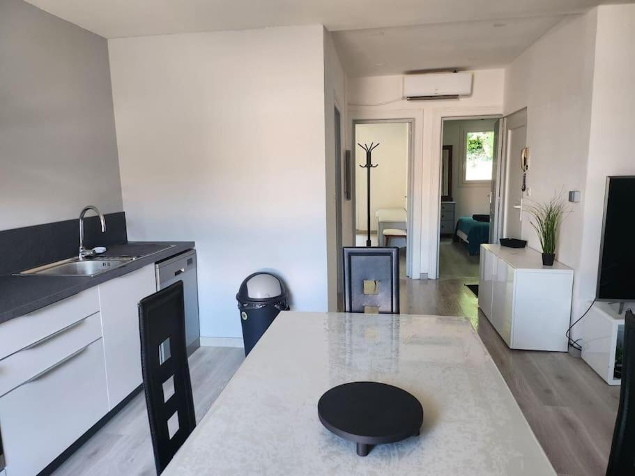 Appartement Sandonato Clermont-lʼHérault Екстериор снимка